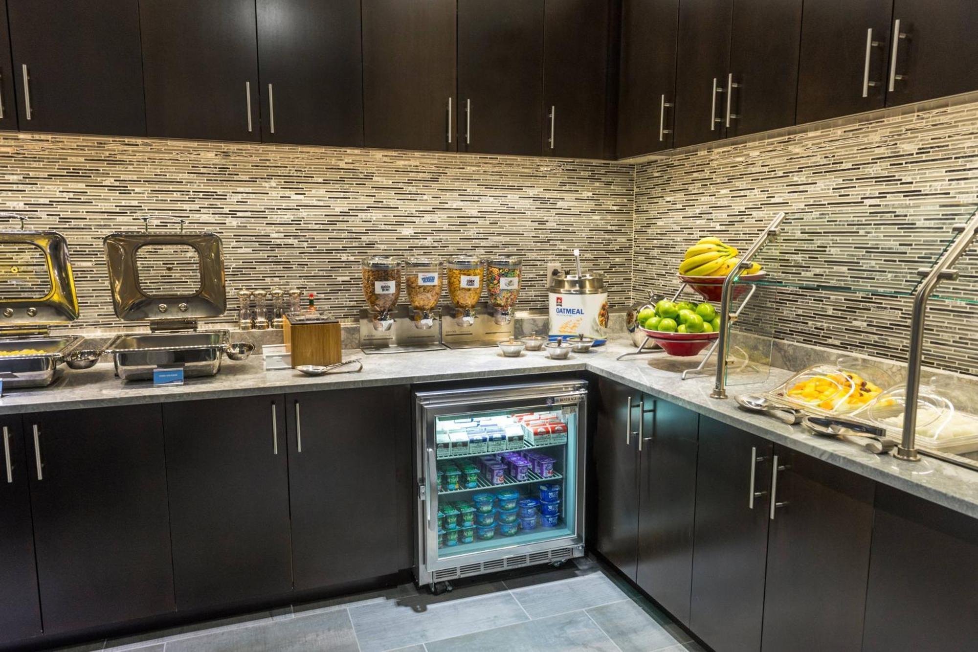 Fairfield Inn & Suites By Marriott Boston Cambridge Esterno foto